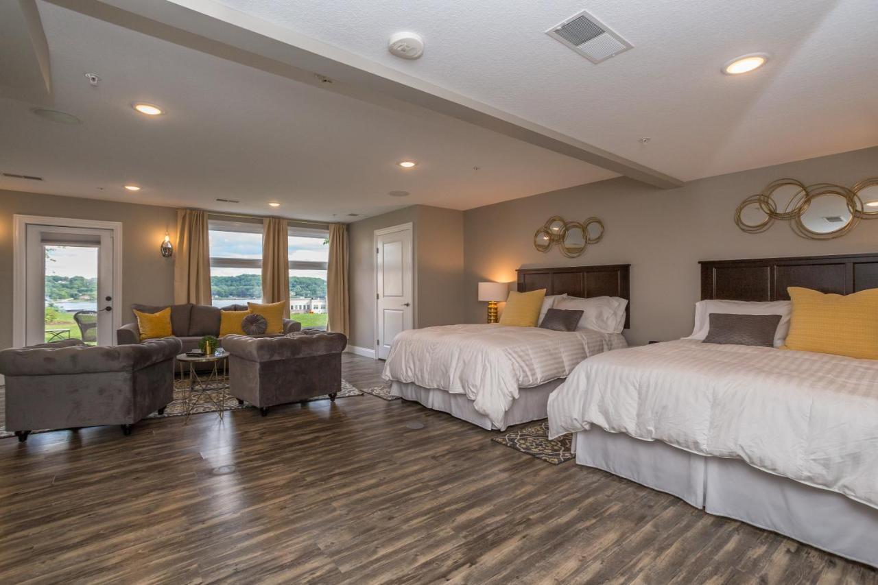 River View Lodge Le Claire Екстериор снимка