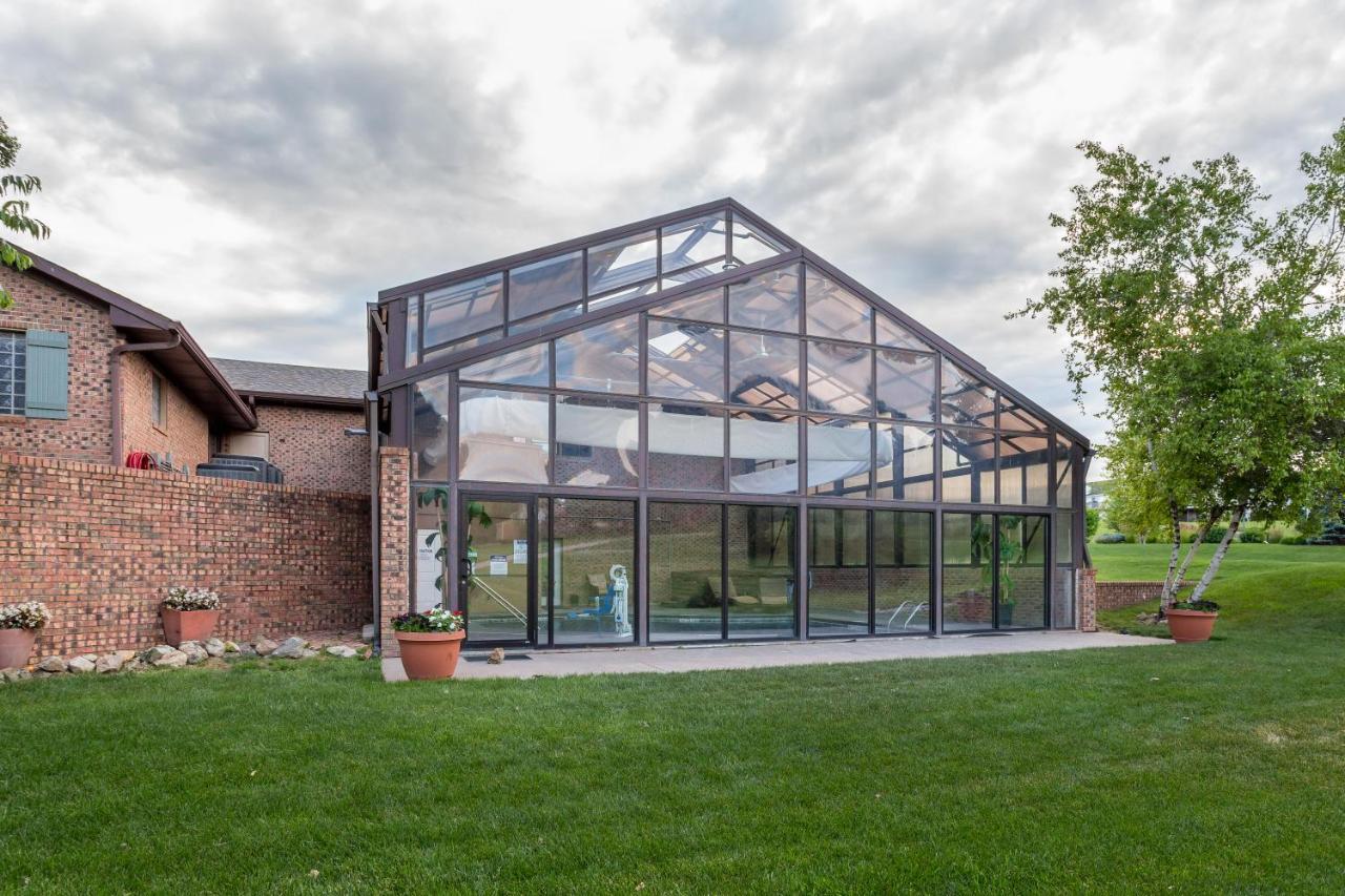 River View Lodge Le Claire Екстериор снимка